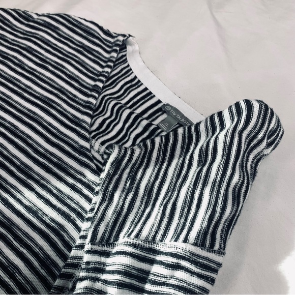 T by Talbots Black/White Stripe With Accent Back Yoke Top Sz XL - Picture 12 of 12